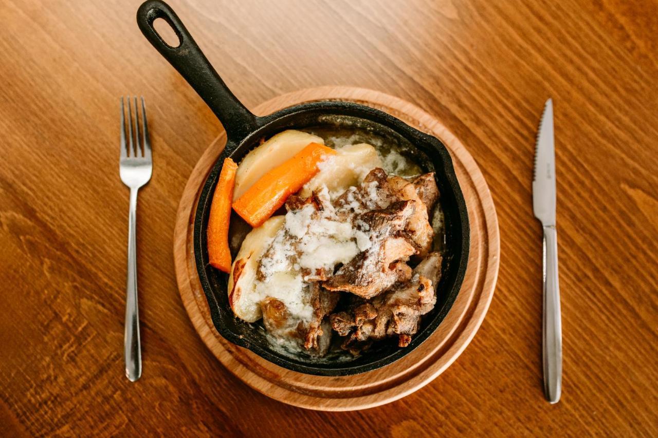 Restoran Sa Prenocistem Gornjak Krepoljin Luaran gambar