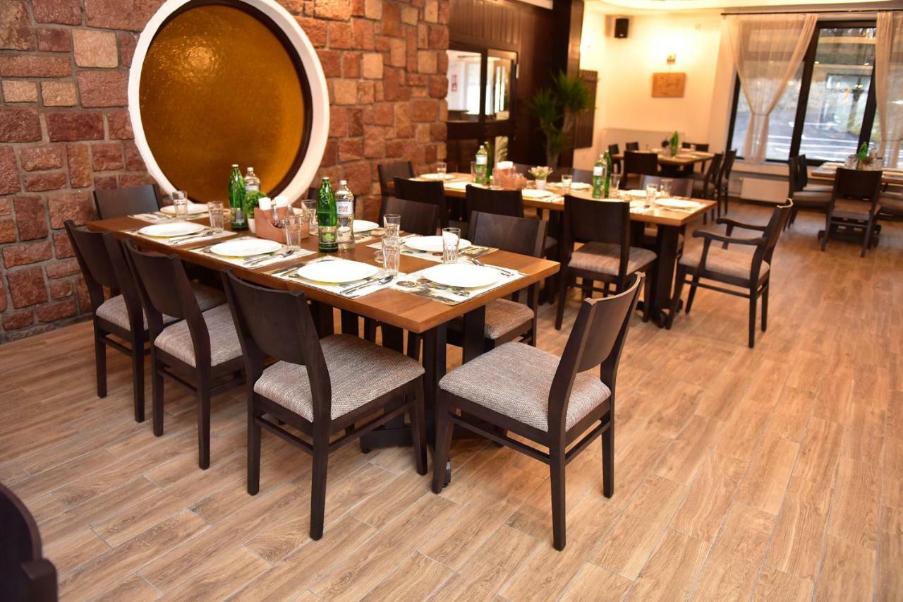 Restoran Sa Prenocistem Gornjak Krepoljin Luaran gambar